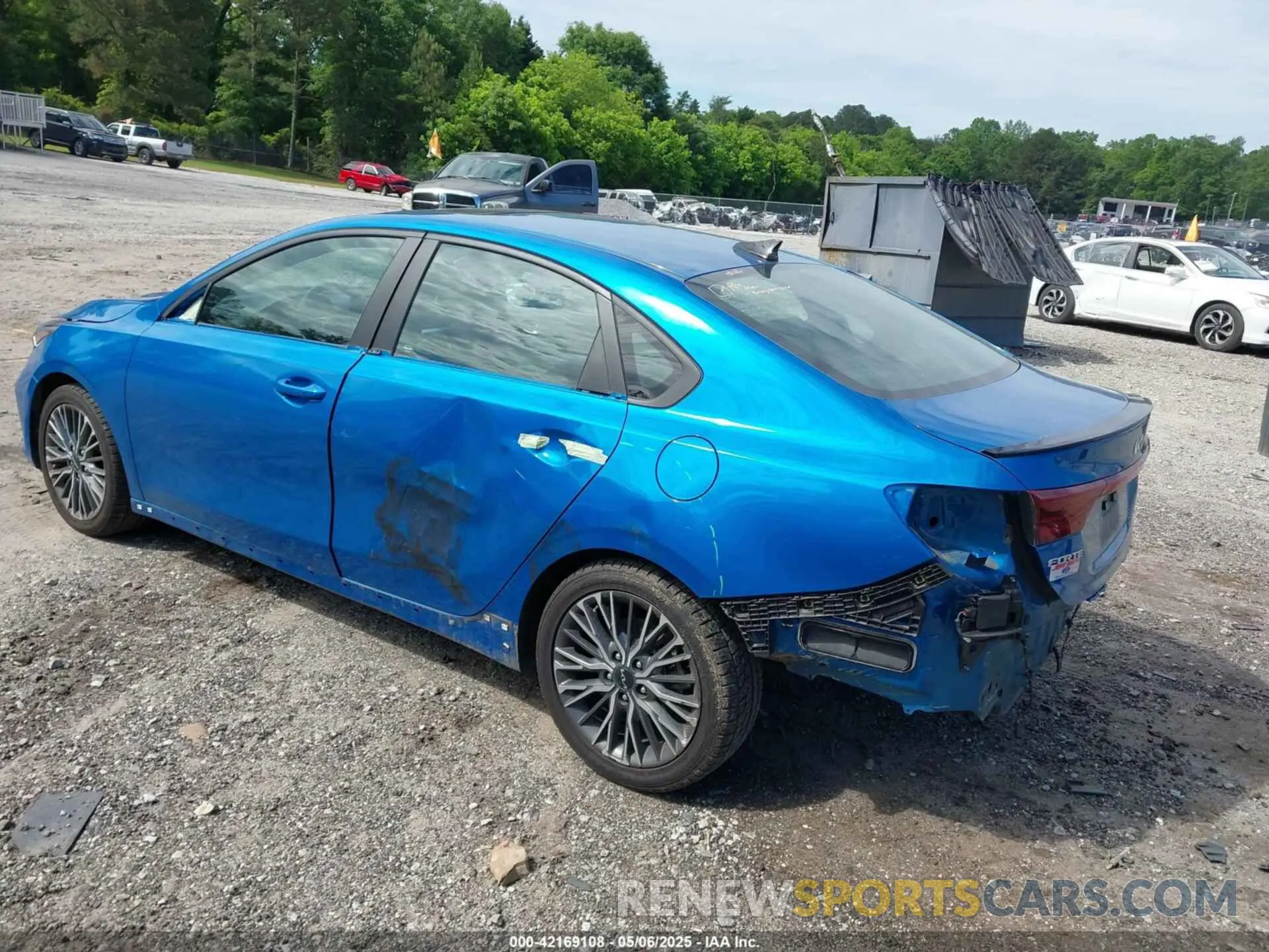 3 Фотография поврежденного автомобиля 3KPF54AD4PE626706 KIA FORTE 2023