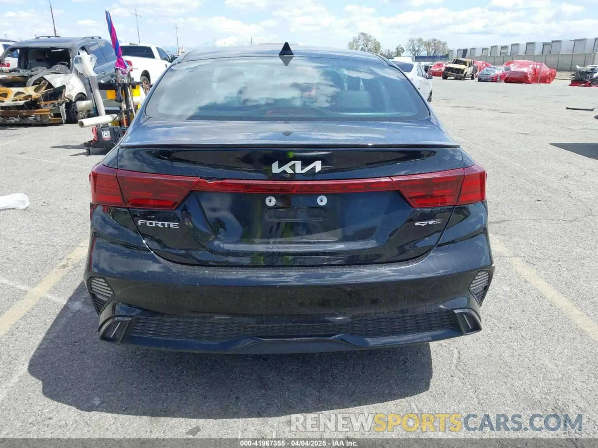 17 Фотография поврежденного автомобиля 3KPF54AD4PE653193 KIA FORTE 2023
