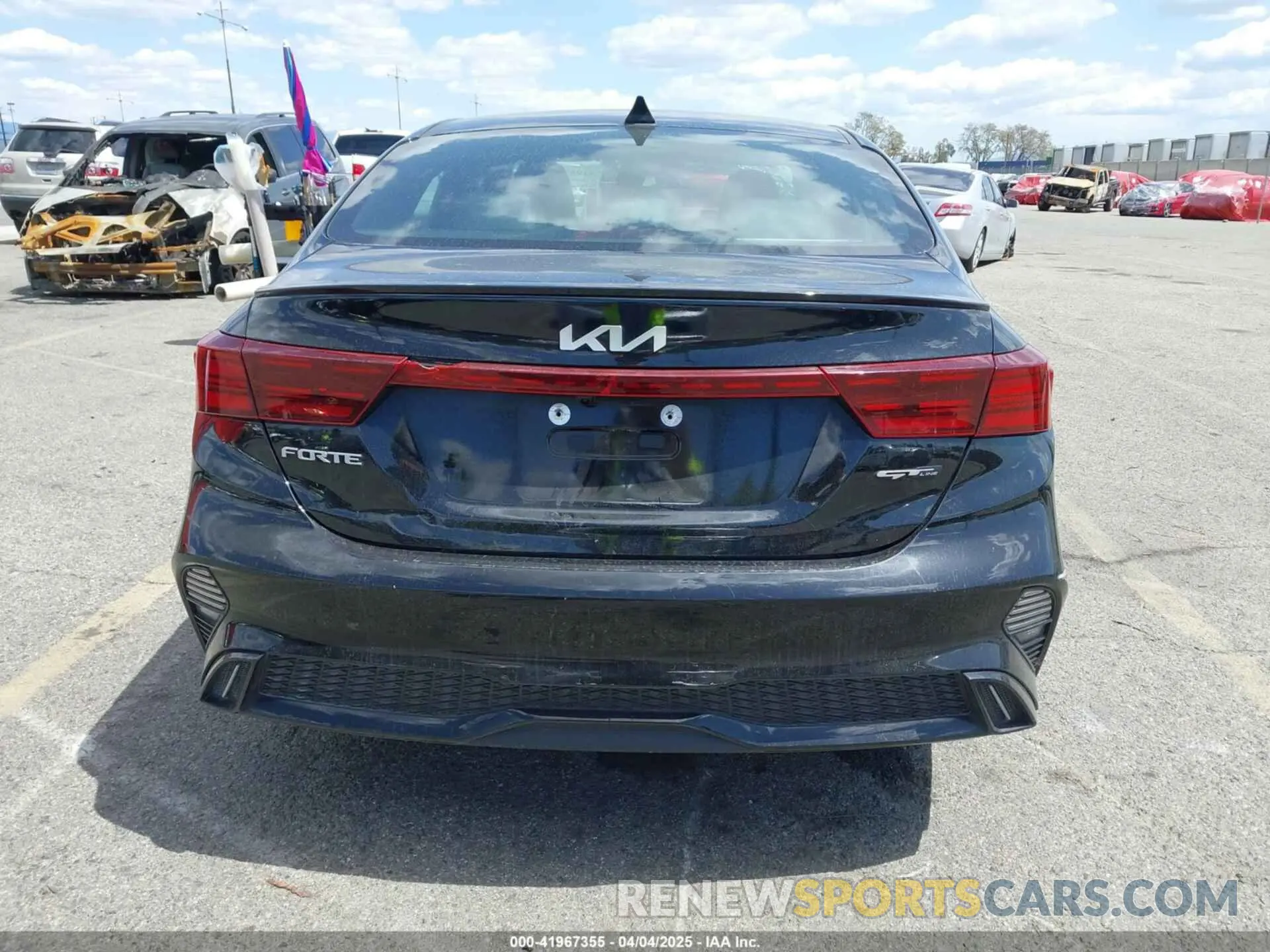 18 Фотография поврежденного автомобиля 3KPF54AD4PE653193 KIA FORTE 2023