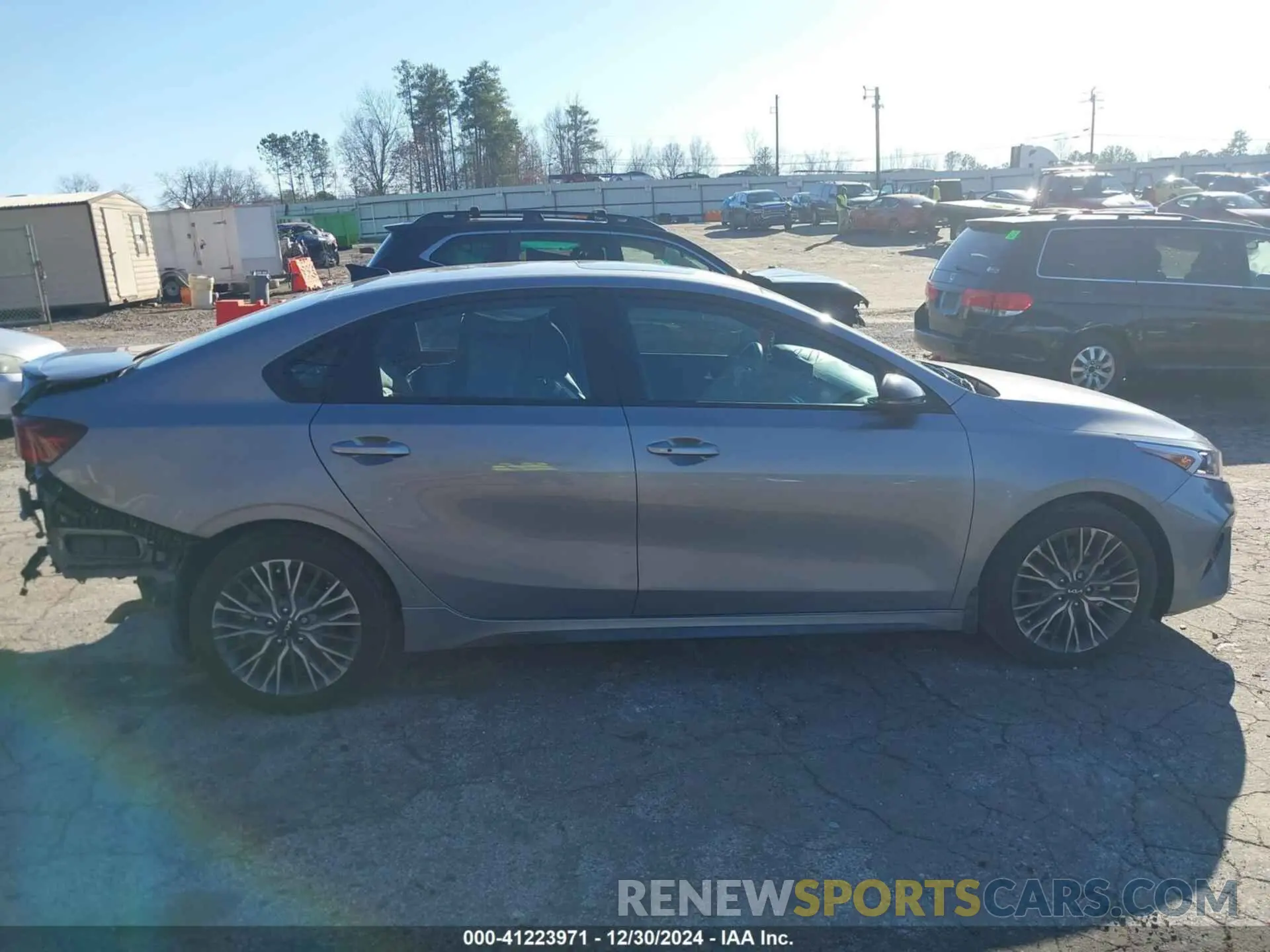 14 Photograph of a damaged car 3KPF54AD4PE671239 KIA FORTE 2023