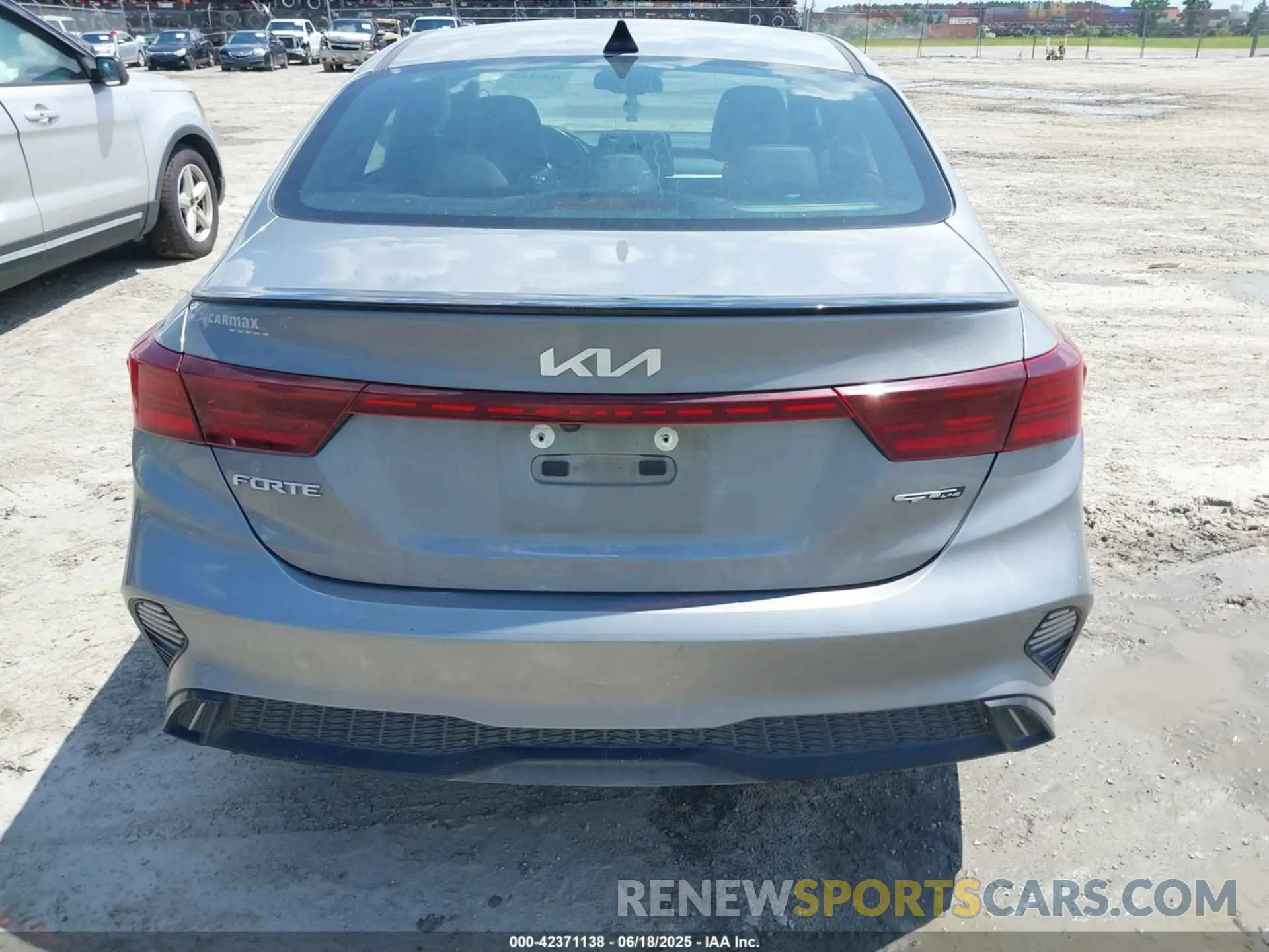 16 Photograph of a damaged car 3KPF54AD5PE519096 KIA FORTE 2023