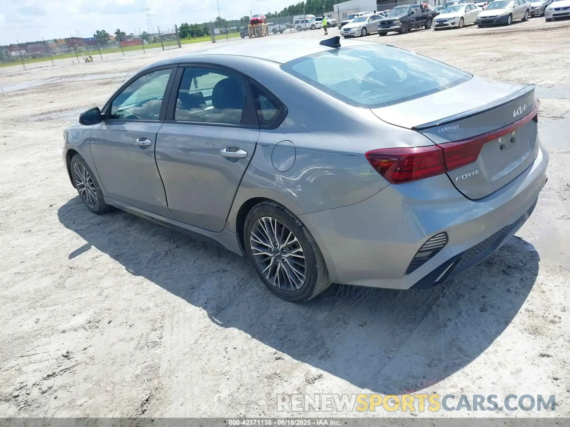3 Photograph of a damaged car 3KPF54AD5PE519096 KIA FORTE 2023