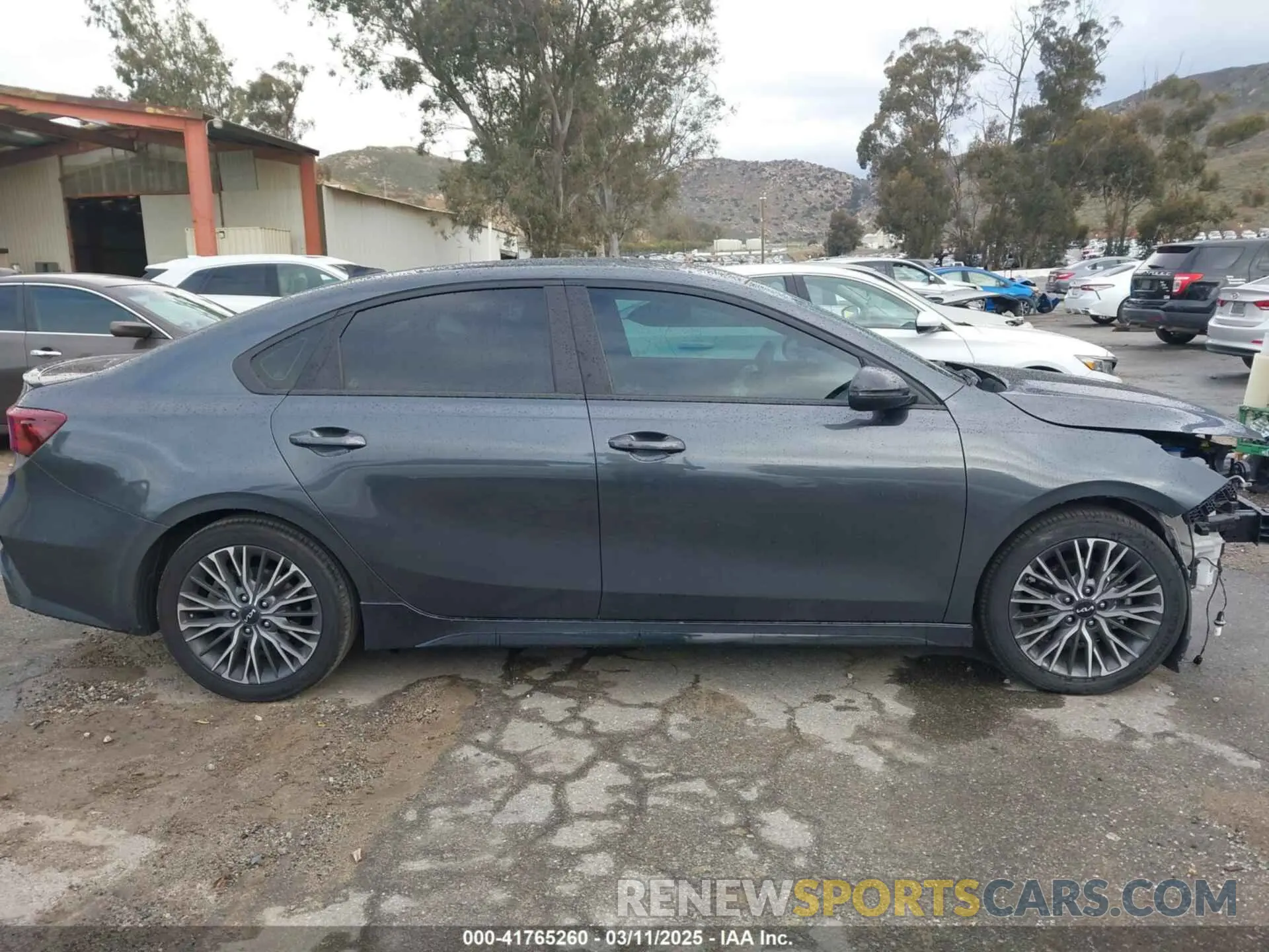 14 Photograph of a damaged car 3KPF54AD5PE525299 KIA FORTE 2023