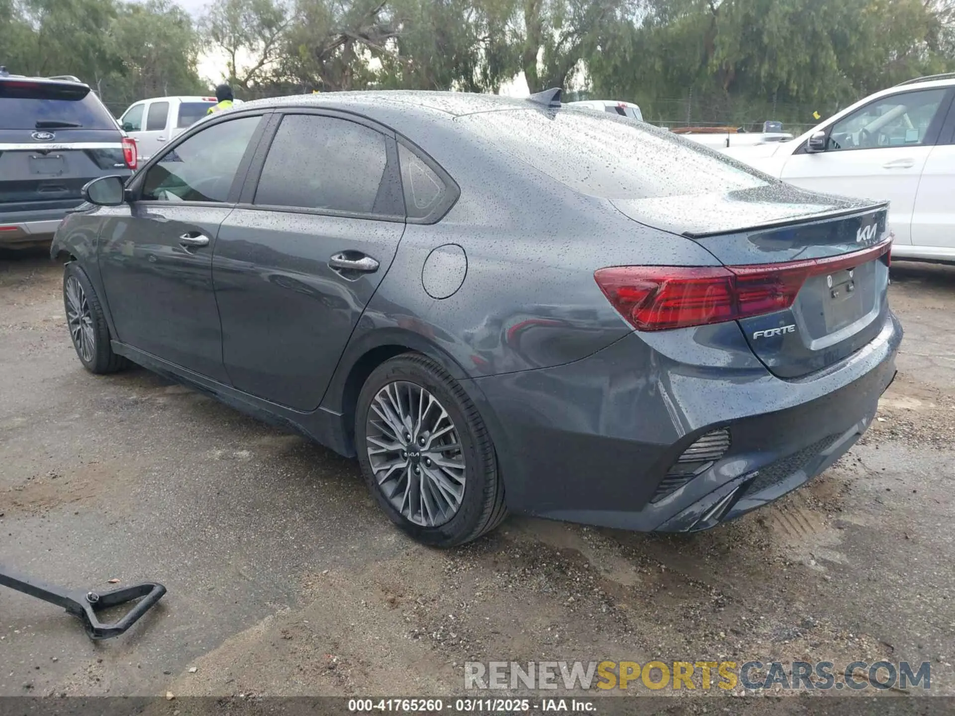 3 Photograph of a damaged car 3KPF54AD5PE525299 KIA FORTE 2023