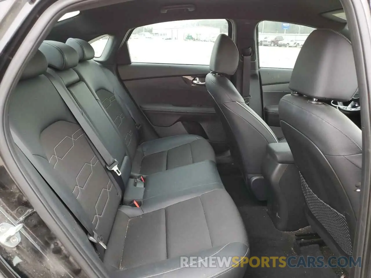 10 Фотография поврежденного автомобиля 3KPF54AD5PE529823 KIA FORTE 2023