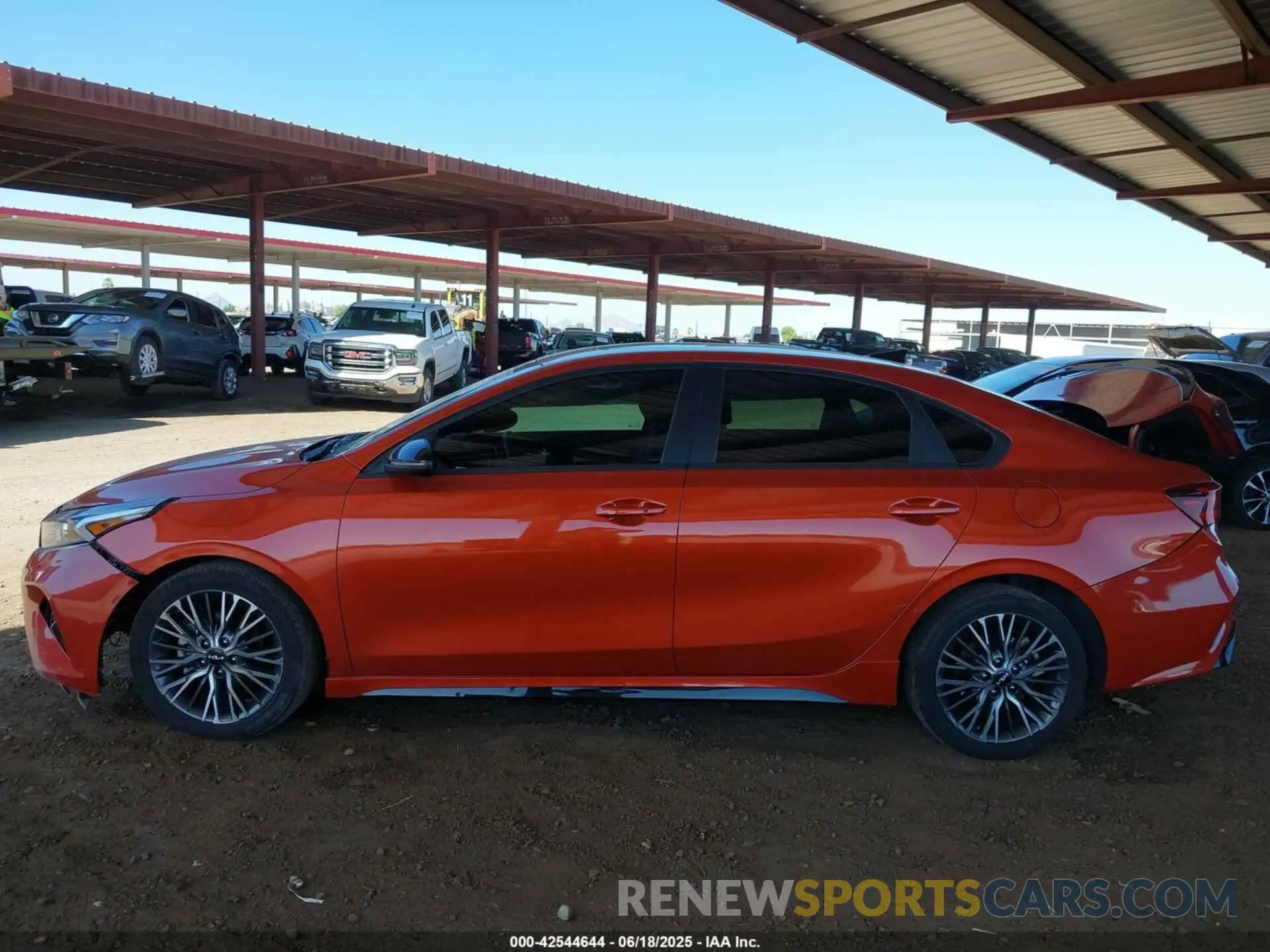 14 Фотография поврежденного автомобиля 3KPF54AD5PE534441 KIA FORTE 2023