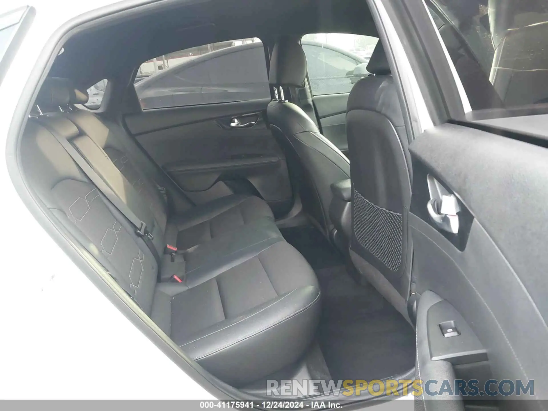 8 Фотография поврежденного автомобиля 3KPF54AD5PE589052 KIA FORTE 2023