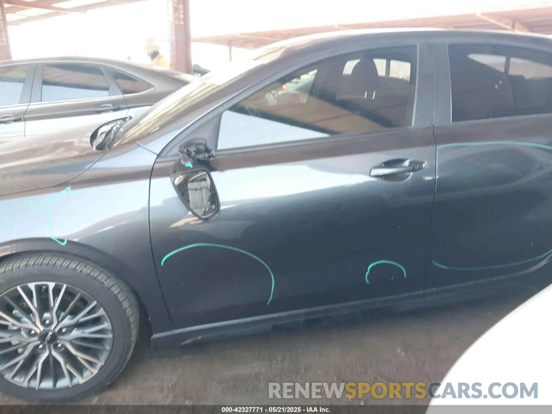 14 Photograph of a damaged car 3KPF54AD5PE606738 KIA FORTE 2023