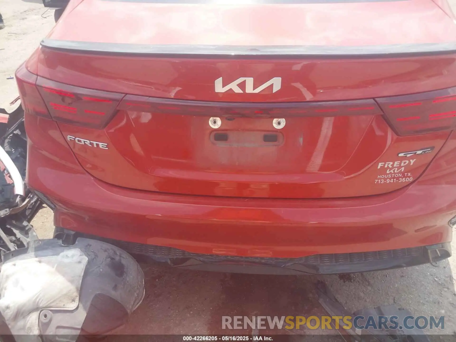 17 Photograph of a damaged car 3KPF54AD5PE612068 KIA FORTE 2023