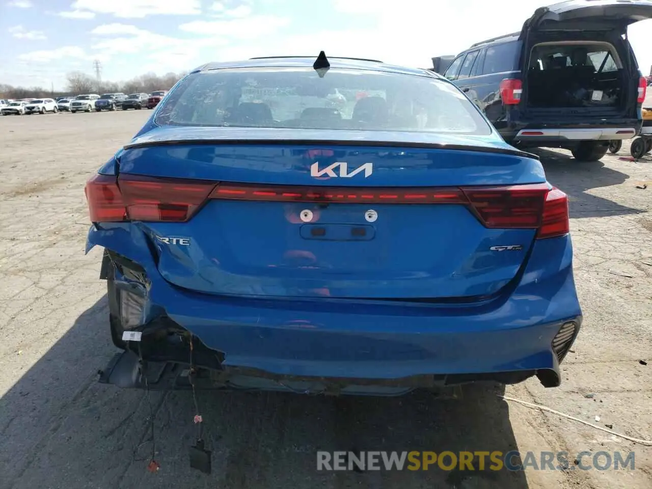 6 Фотография поврежденного автомобиля 3KPF54AD6PE552981 KIA FORTE 2023