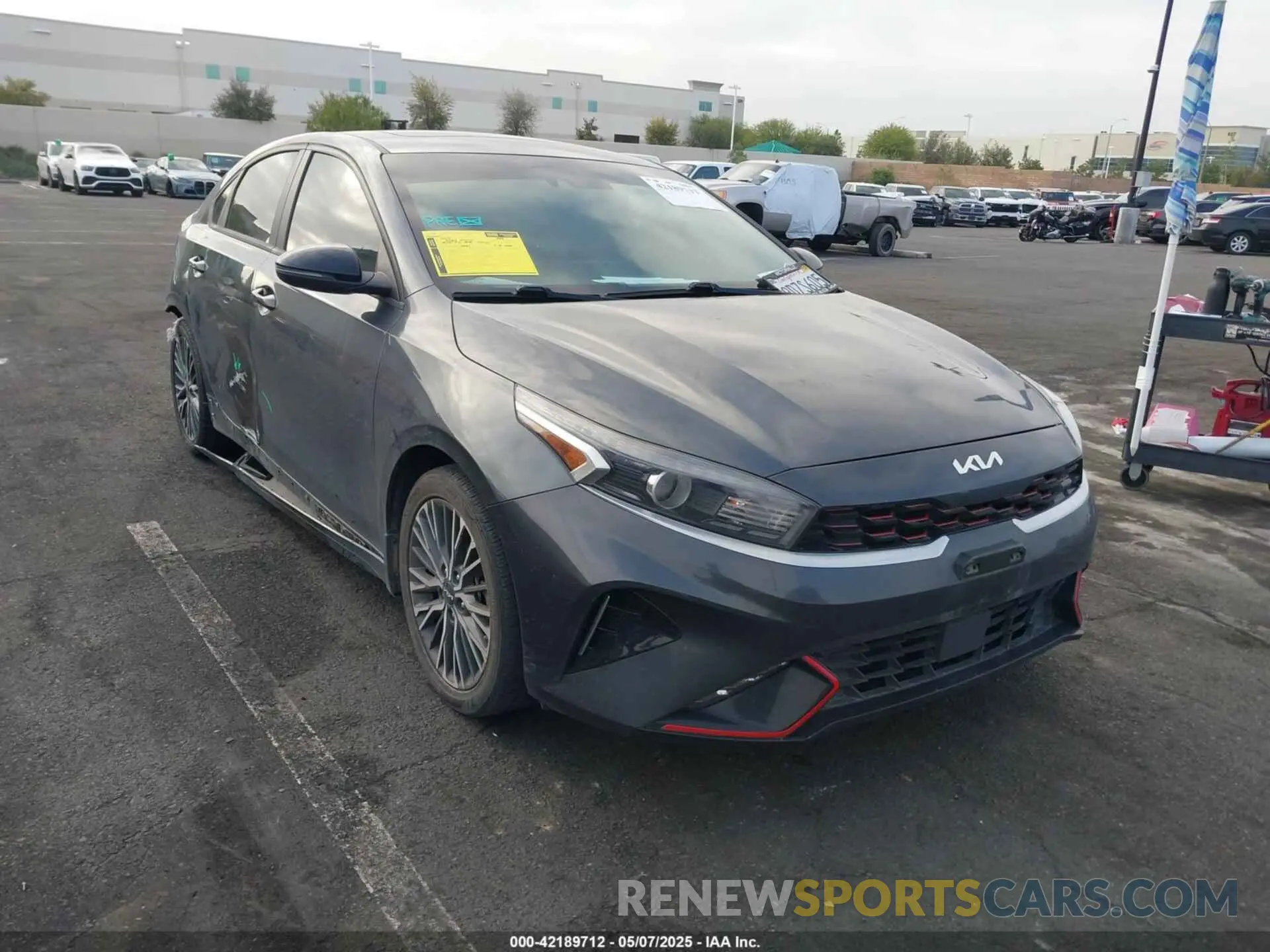 13 Photograph of a damaged car 3KPF54AD6PE560532 KIA FORTE 2023