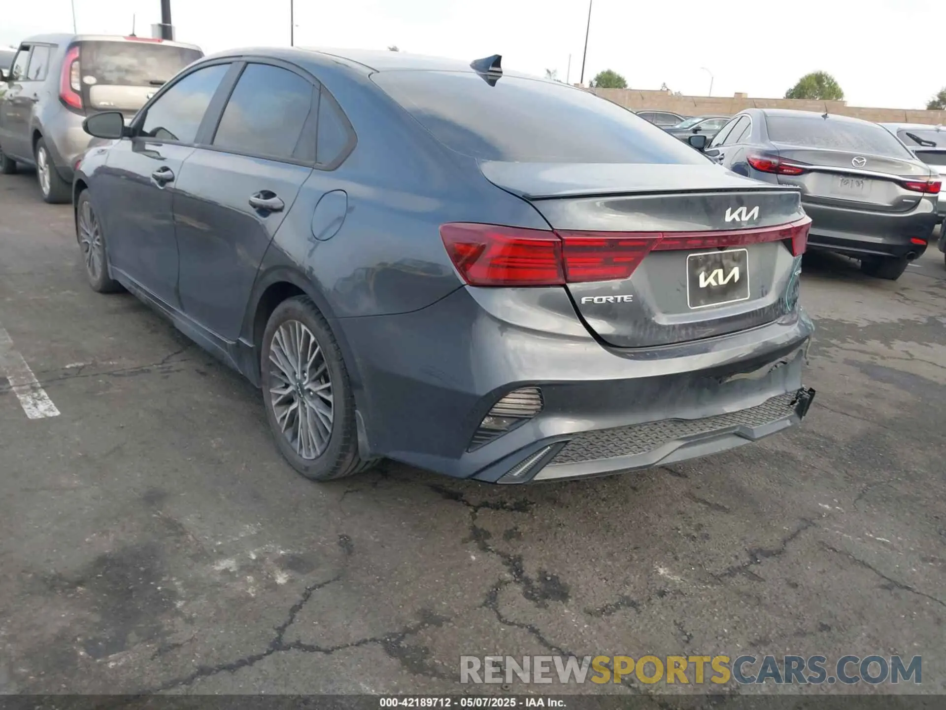 3 Photograph of a damaged car 3KPF54AD6PE560532 KIA FORTE 2023