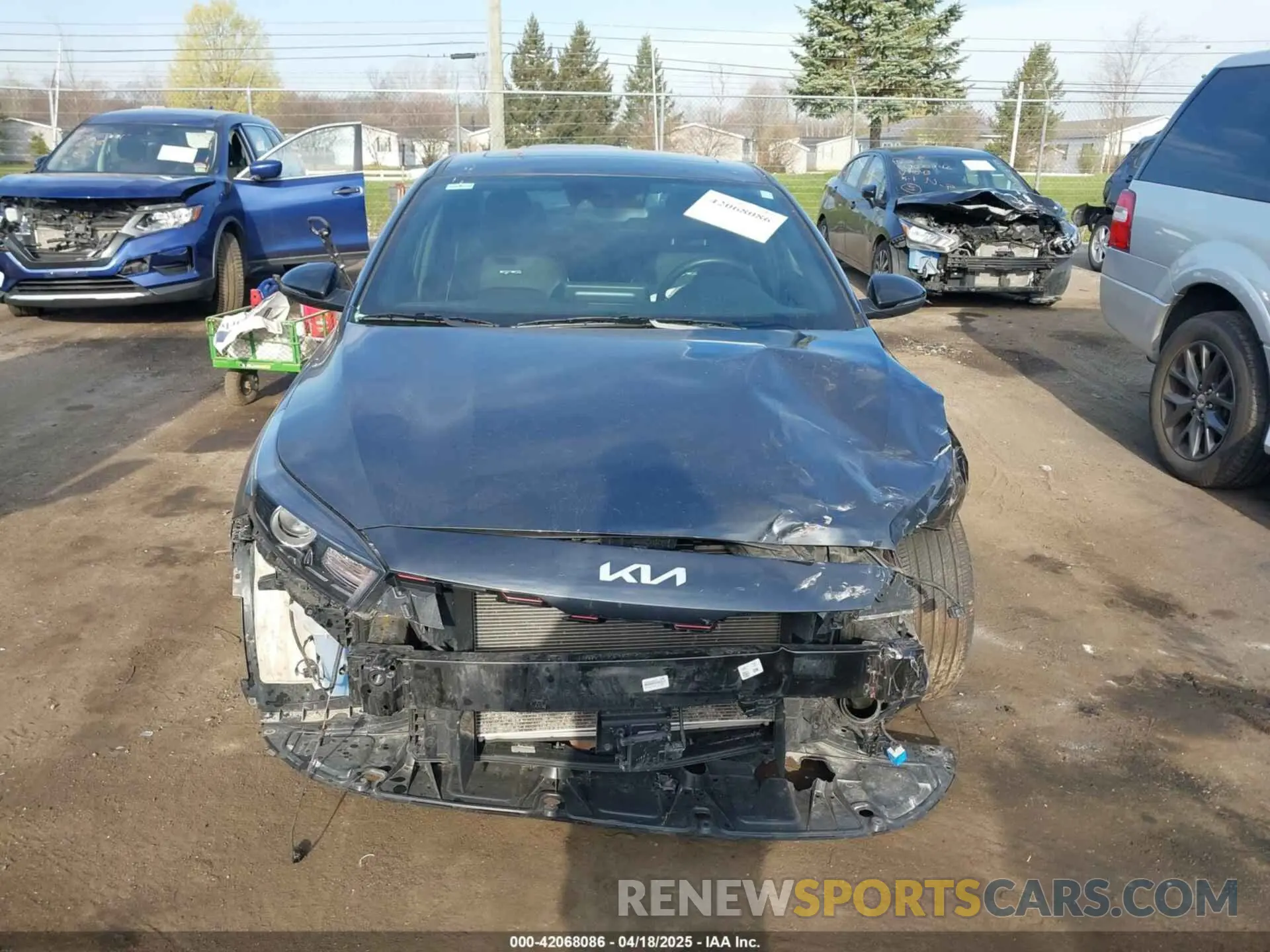 12 Фотография поврежденного автомобиля 3KPF54AD6PE577461 KIA FORTE 2023