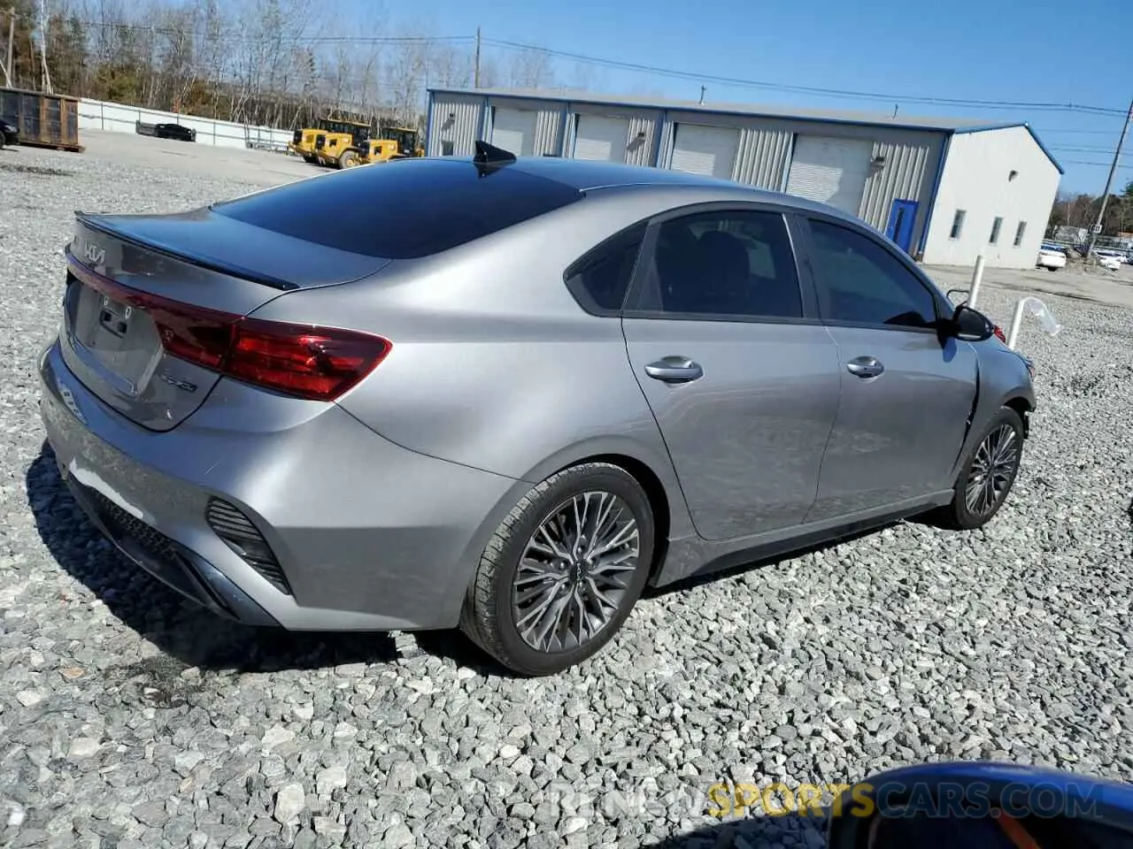 3 Фотография поврежденного автомобиля 3KPF54AD6PE603007 KIA FORTE 2023
