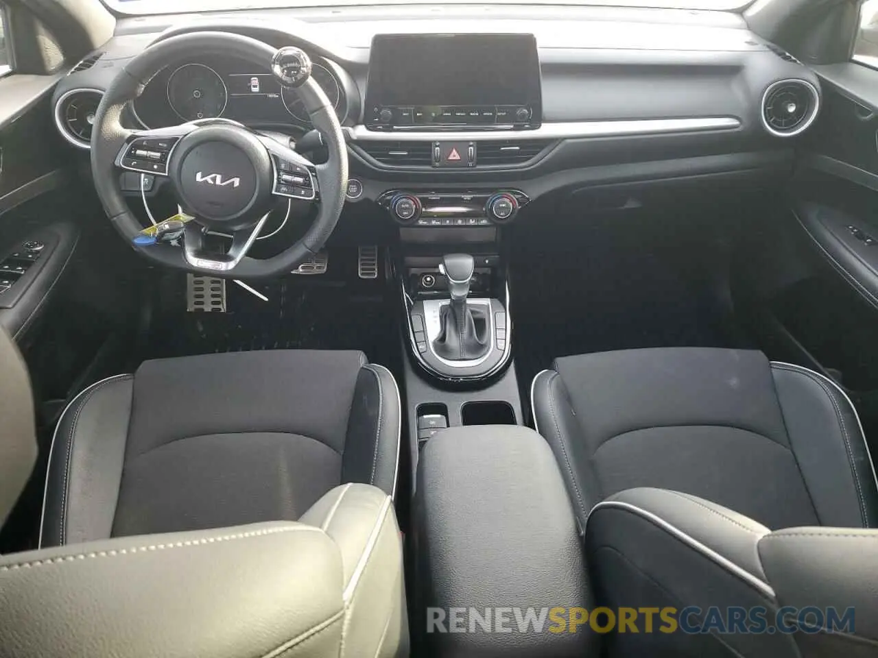 8 Фотография поврежденного автомобиля 3KPF54AD6PE623080 KIA FORTE 2023