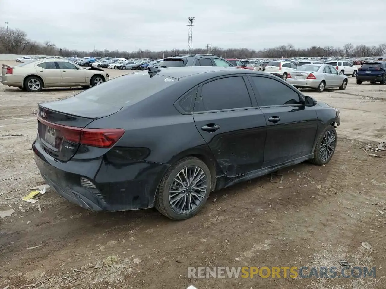 3 Фотография поврежденного автомобиля 3KPF54AD6PE645595 KIA FORTE 2023