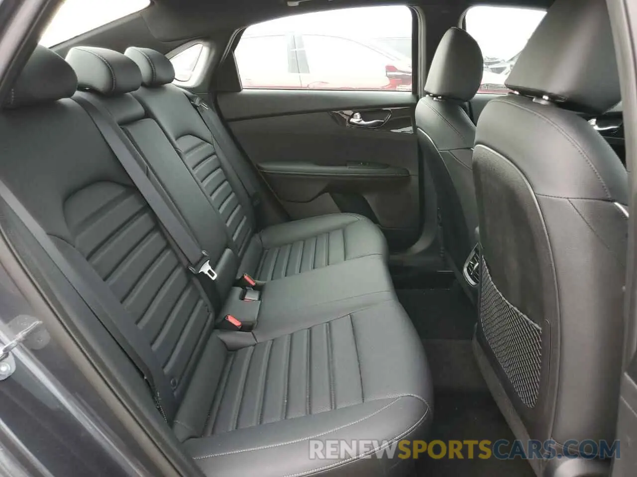 10 Фотография поврежденного автомобиля 3KPF54AD6PE650215 KIA FORTE 2023