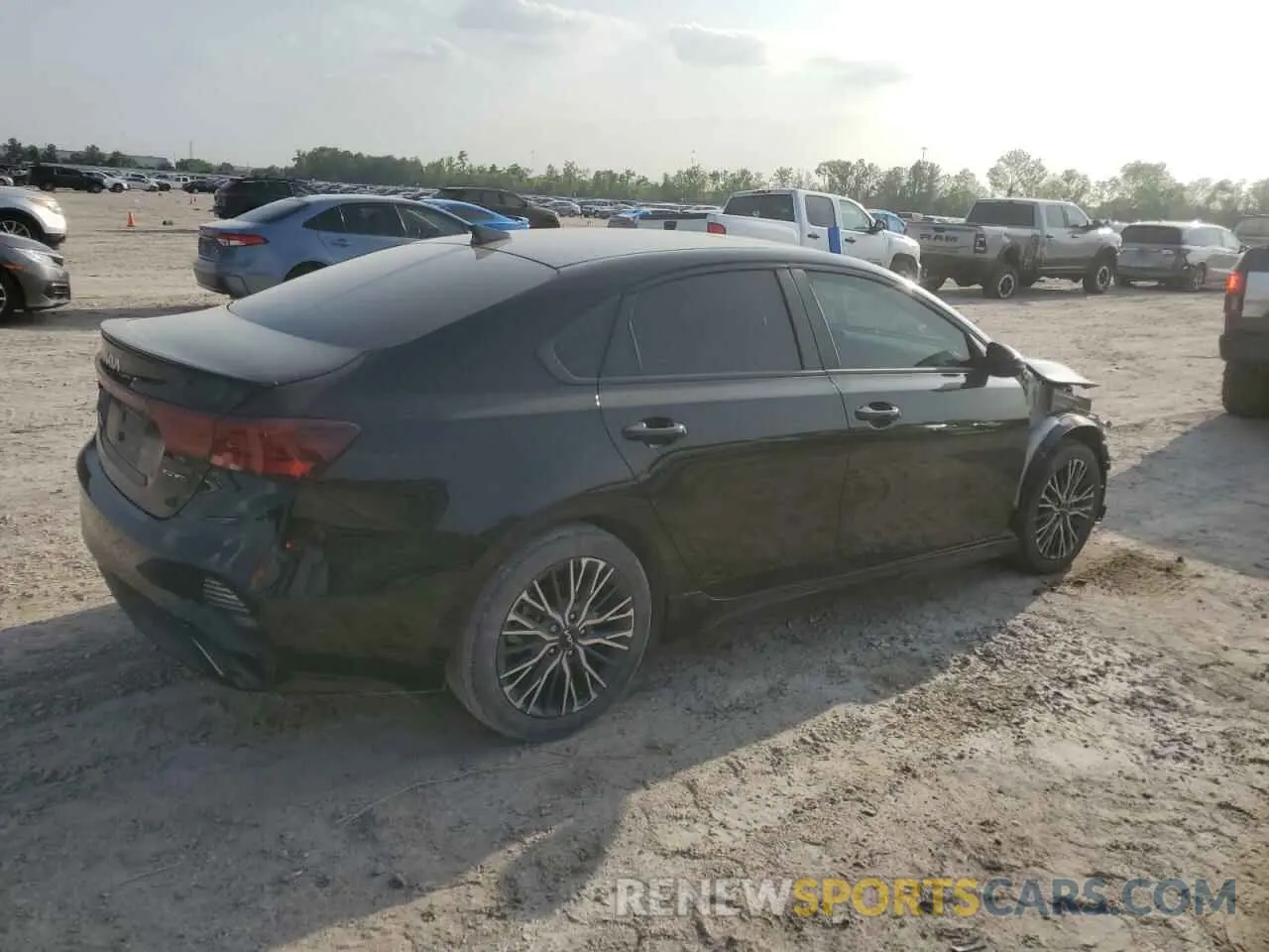 3 Photograph of a damaged car 3KPF54AD7PE537471 KIA FORTE 2023