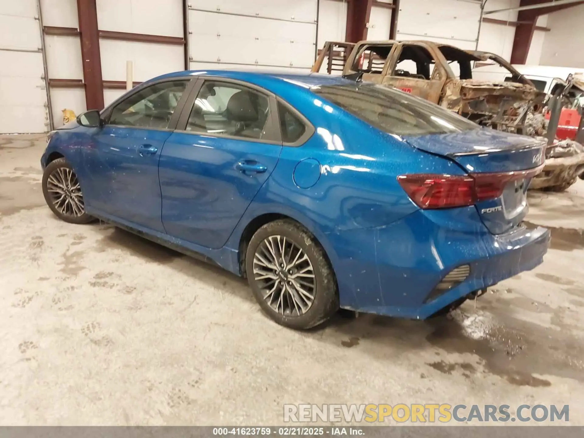 3 Photograph of a damaged car 3KPF54AD7PE538250 KIA FORTE 2023