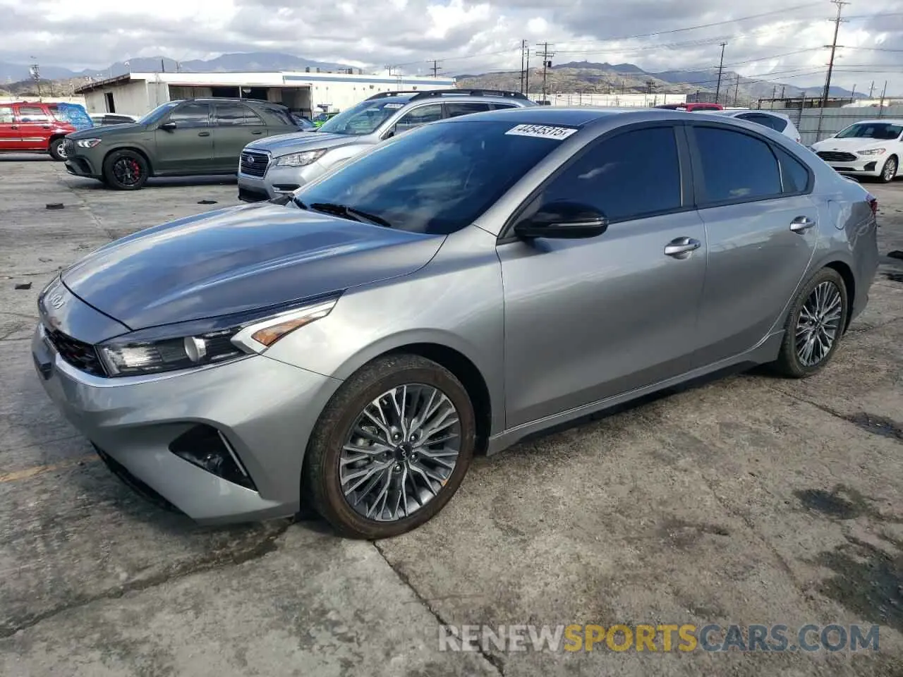 1 Фотография поврежденного автомобиля 3KPF54AD7PE582040 KIA FORTE 2023