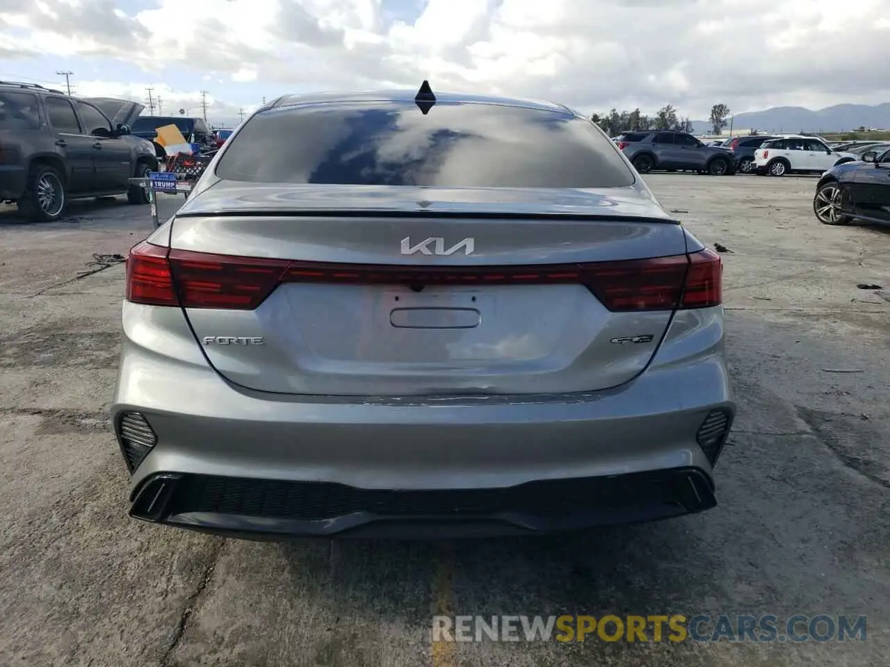 6 Фотография поврежденного автомобиля 3KPF54AD7PE582040 KIA FORTE 2023