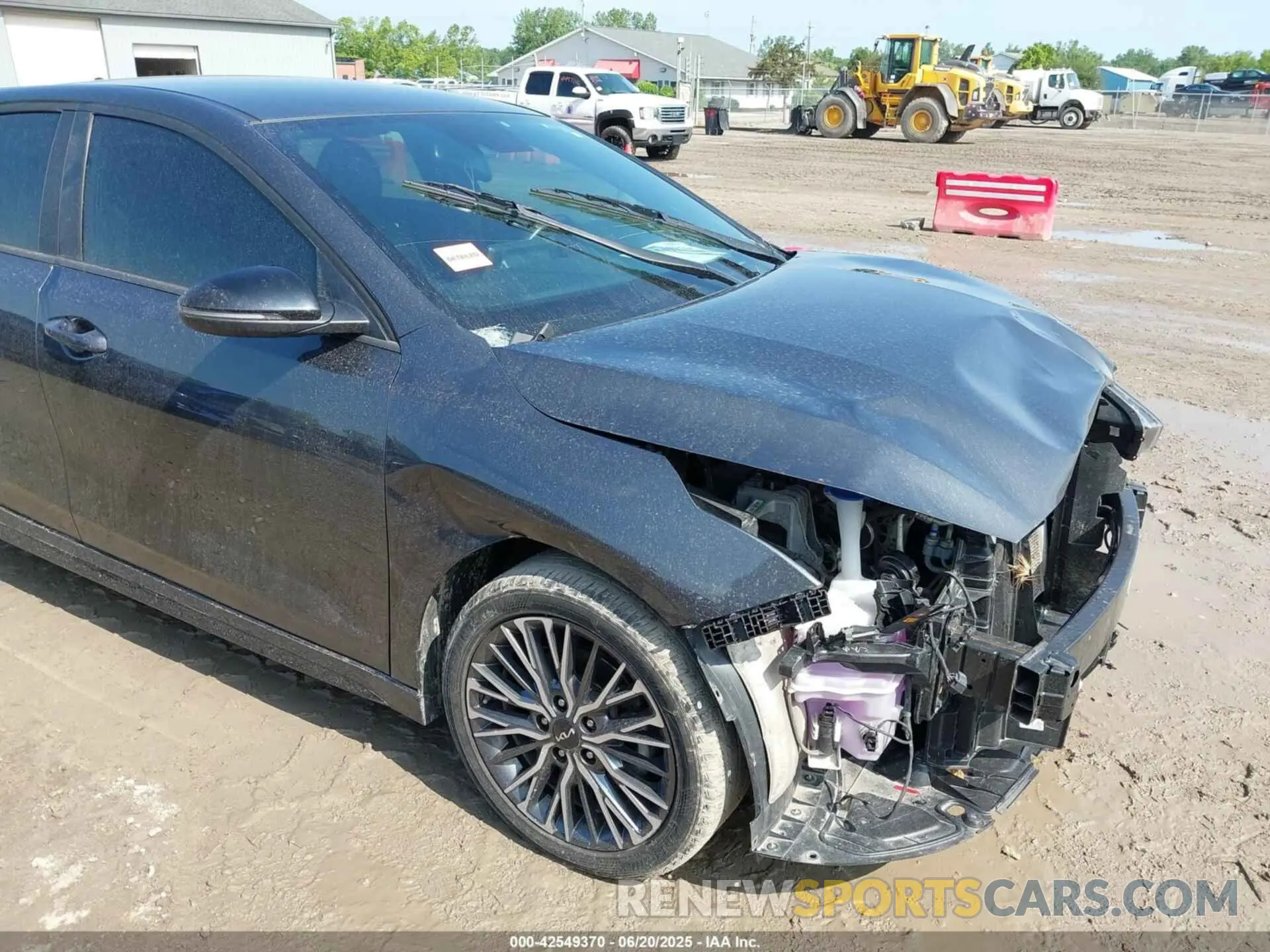 6 Фотография поврежденного автомобиля 3KPF54AD8PE517925 KIA FORTE 2023