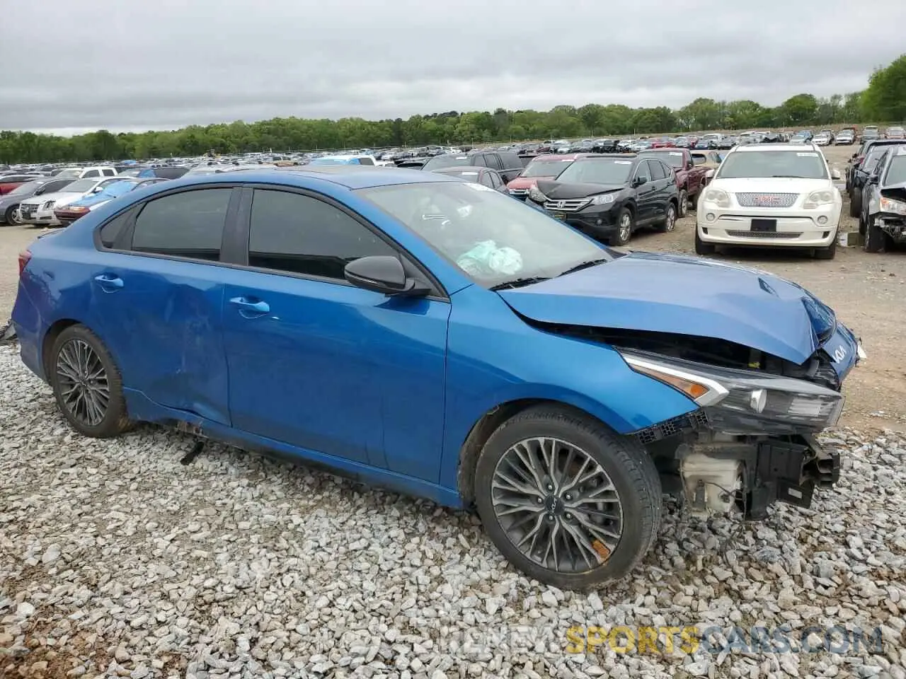 4 Photograph of a damaged car 3KPF54AD8PE528827 KIA FORTE 2023