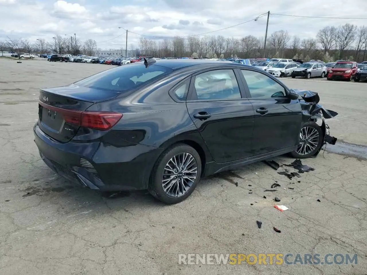 3 Фотография поврежденного автомобиля 3KPF54AD8PE648353 KIA FORTE 2023