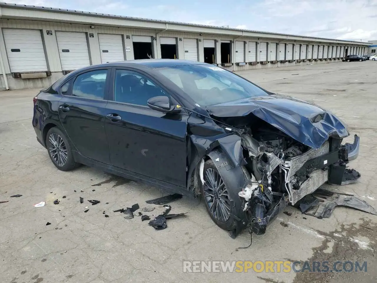 4 Фотография поврежденного автомобиля 3KPF54AD8PE648353 KIA FORTE 2023