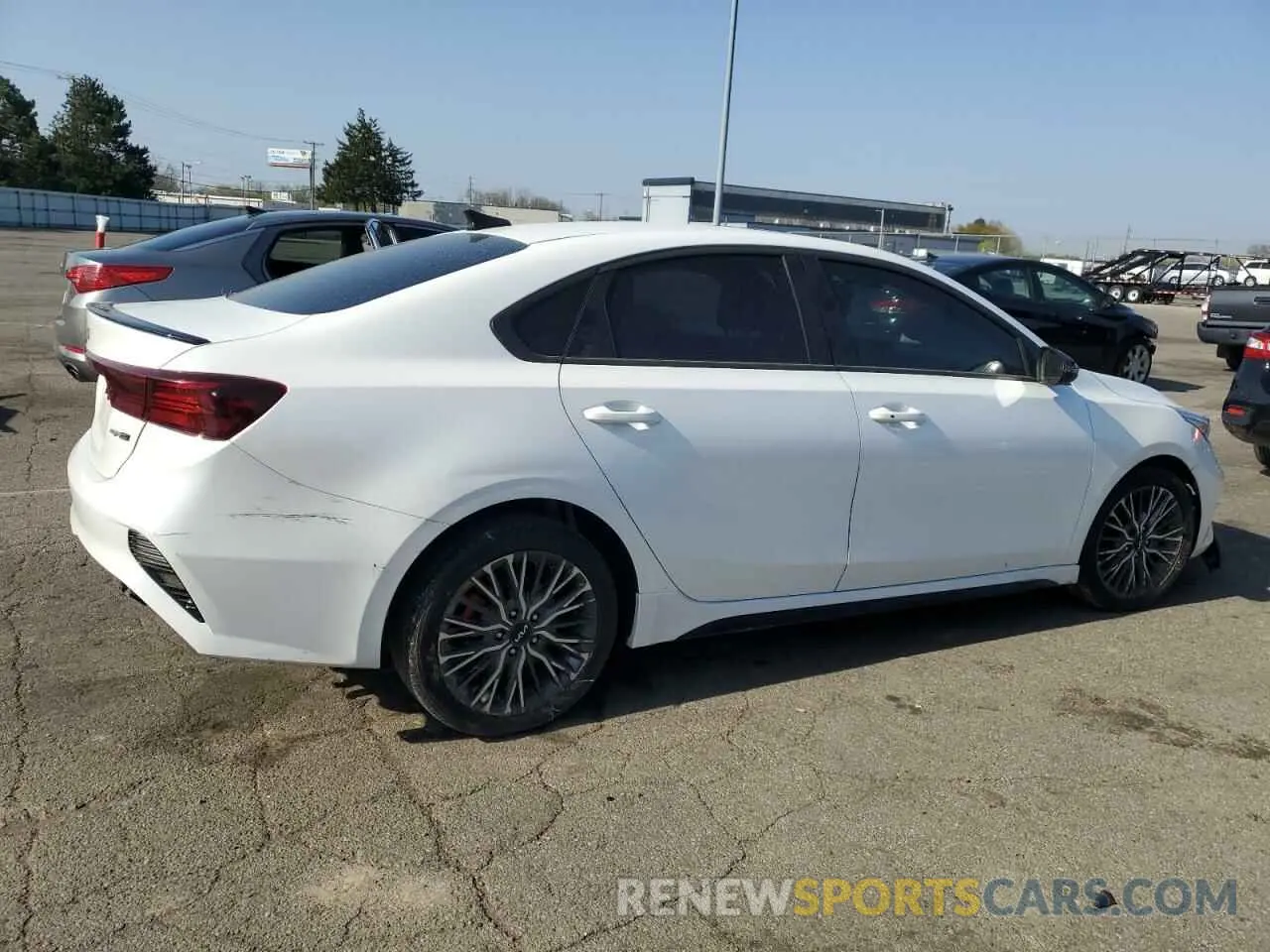 3 Photograph of a damaged car 3KPF54AD9PE533051 KIA FORTE 2023