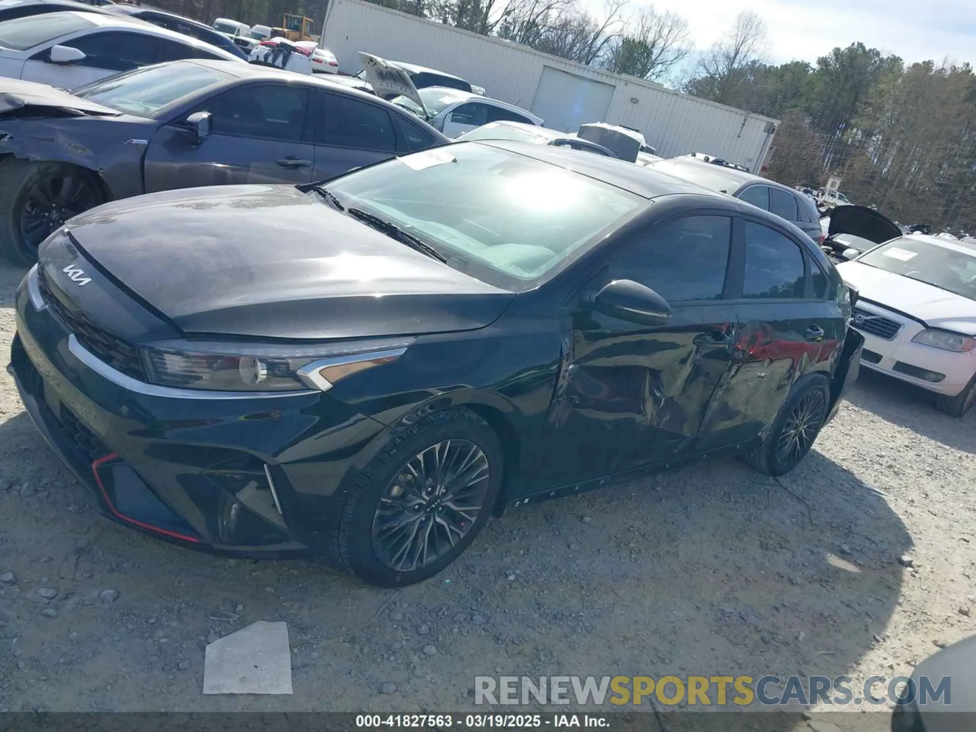 14 Photograph of a damaged car 3KPF54AD9PE639256 KIA FORTE 2023