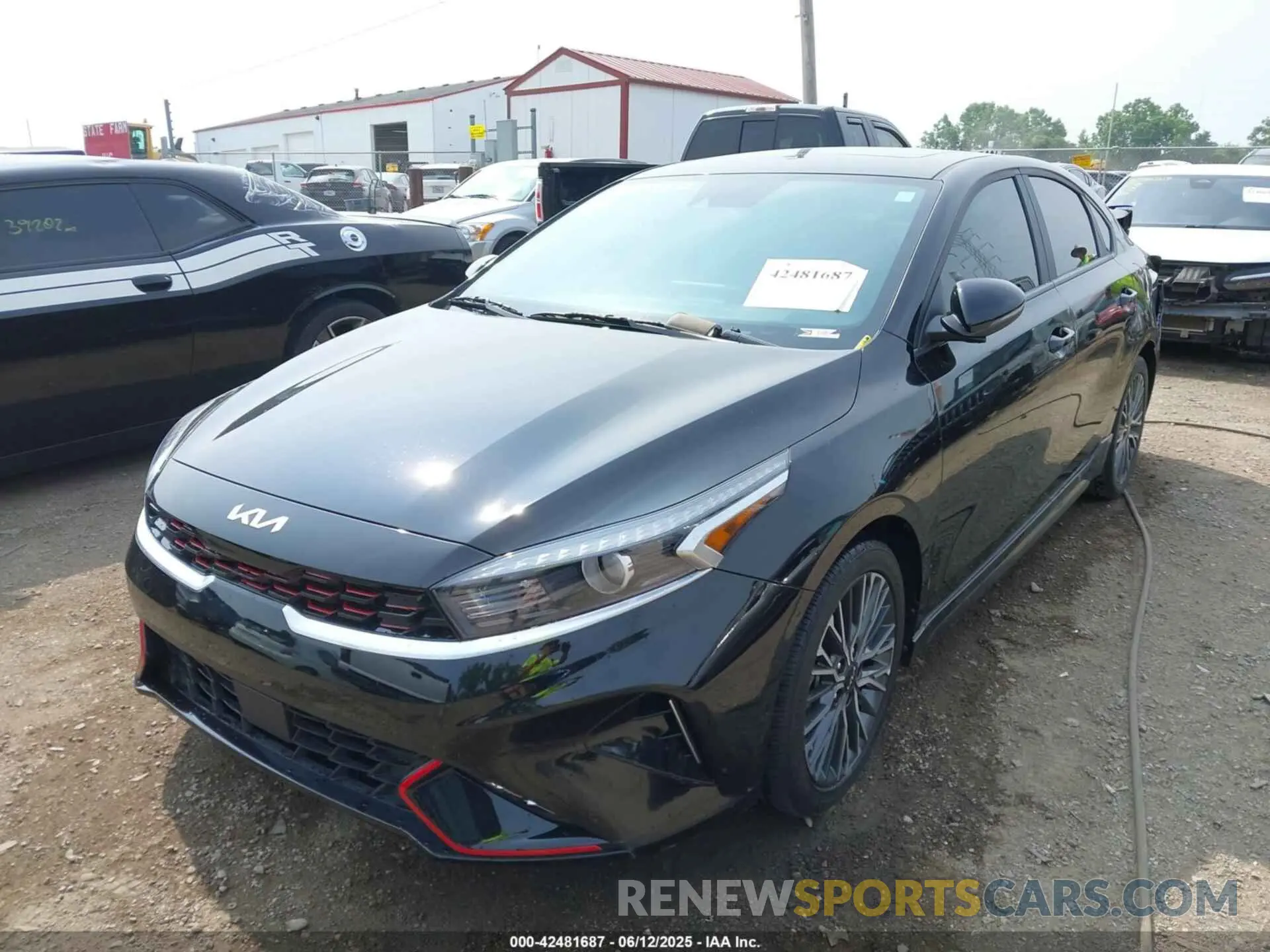 2 Фотография поврежденного автомобиля 3KPF54AD9PE648250 KIA FORTE 2023