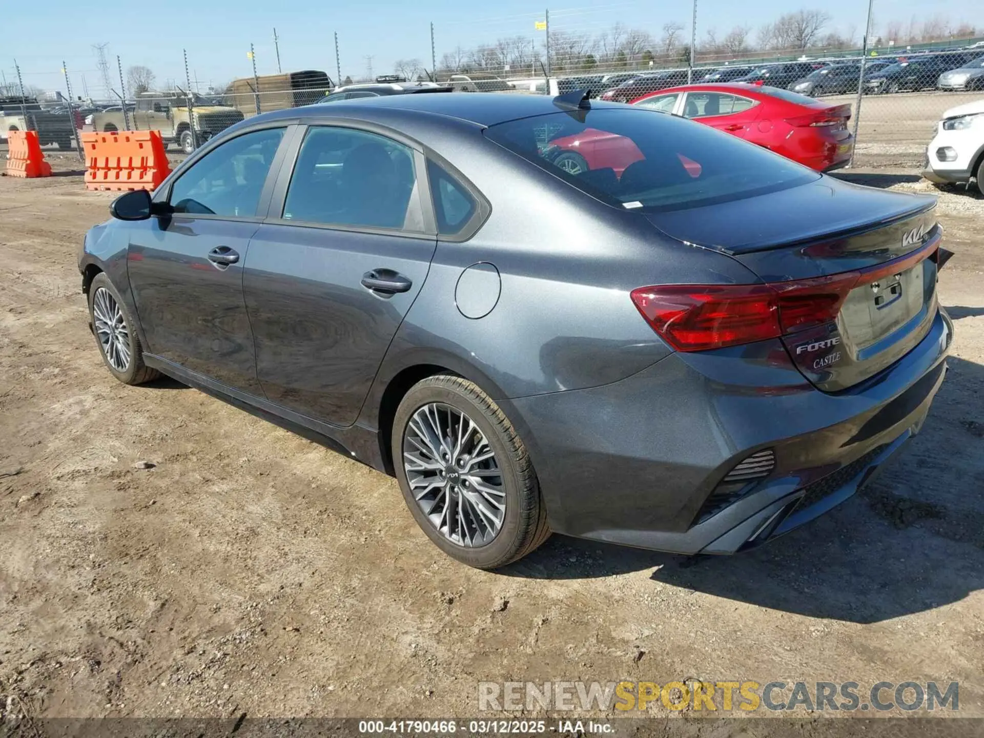 3 Фотография поврежденного автомобиля 3KPF54ADXPE526254 KIA FORTE 2023