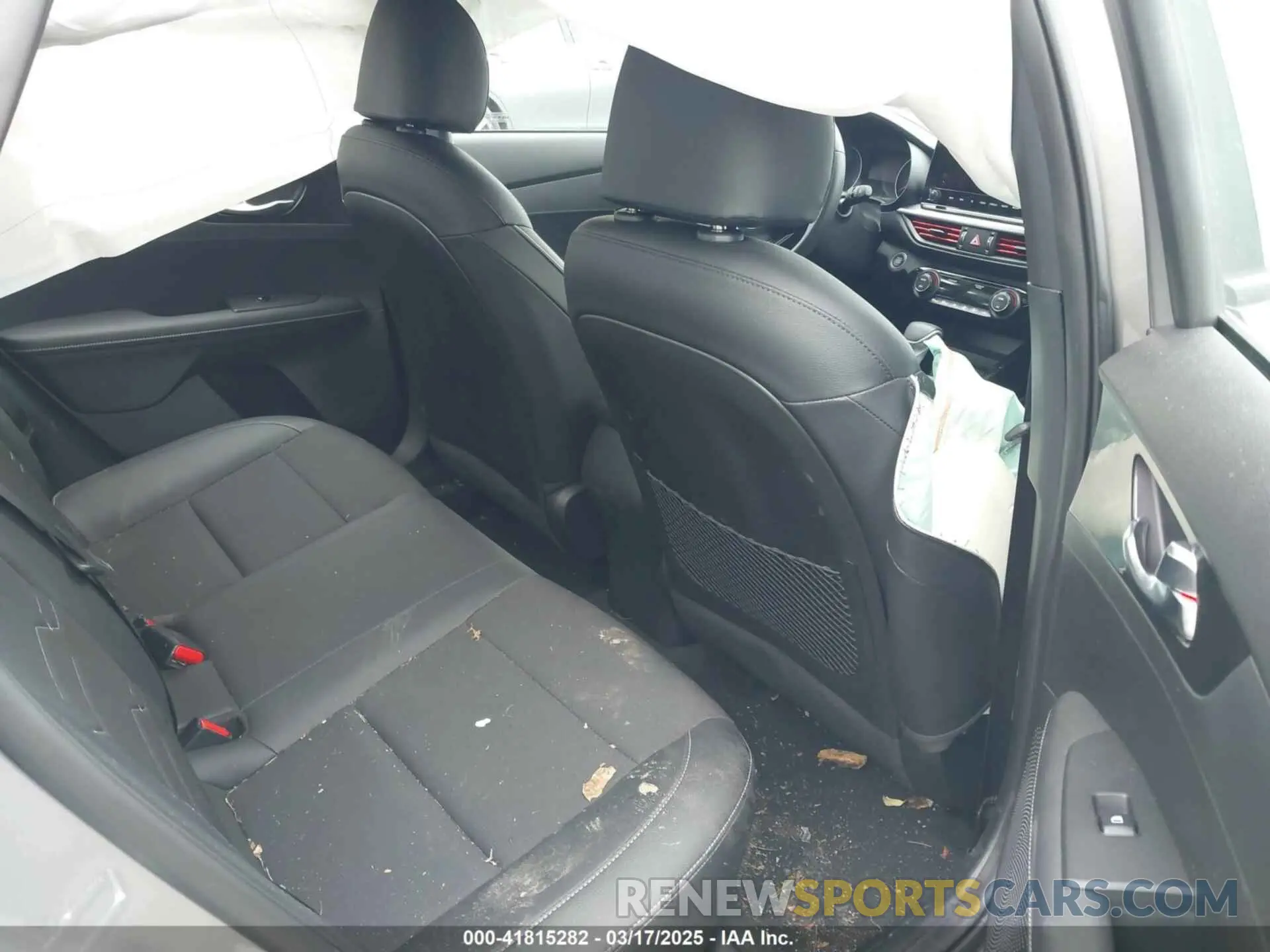 8 Photograph of a damaged car 3KPF54ADXPE576541 KIA FORTE 2023