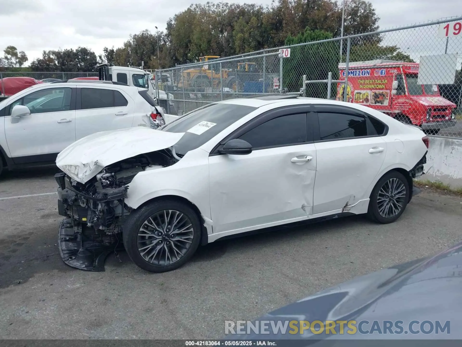 14 Фотография поврежденного автомобиля 3KPF54ADXPE599611 KIA FORTE 2023