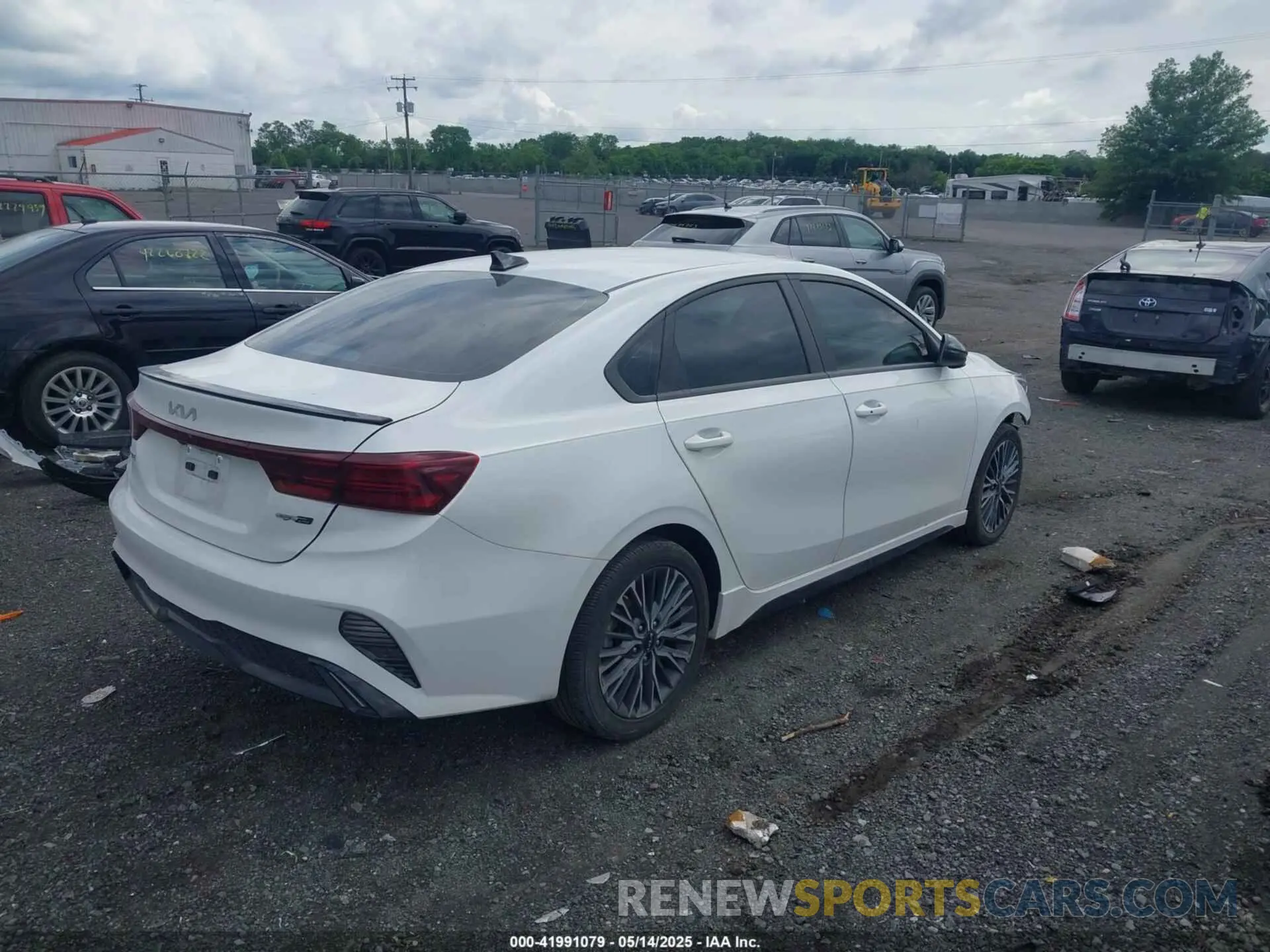 4 Фотография поврежденного автомобиля 3KPF54ADXPE621767 KIA FORTE 2023