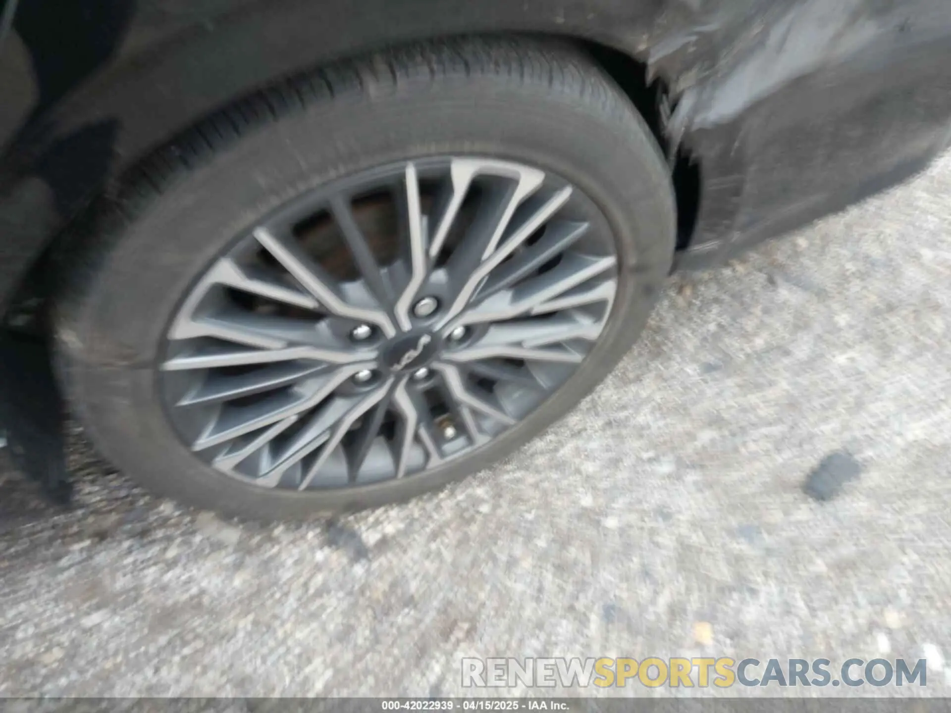 12 Фотография поврежденного автомобиля 3KPF54ADXPE627228 KIA FORTE 2023