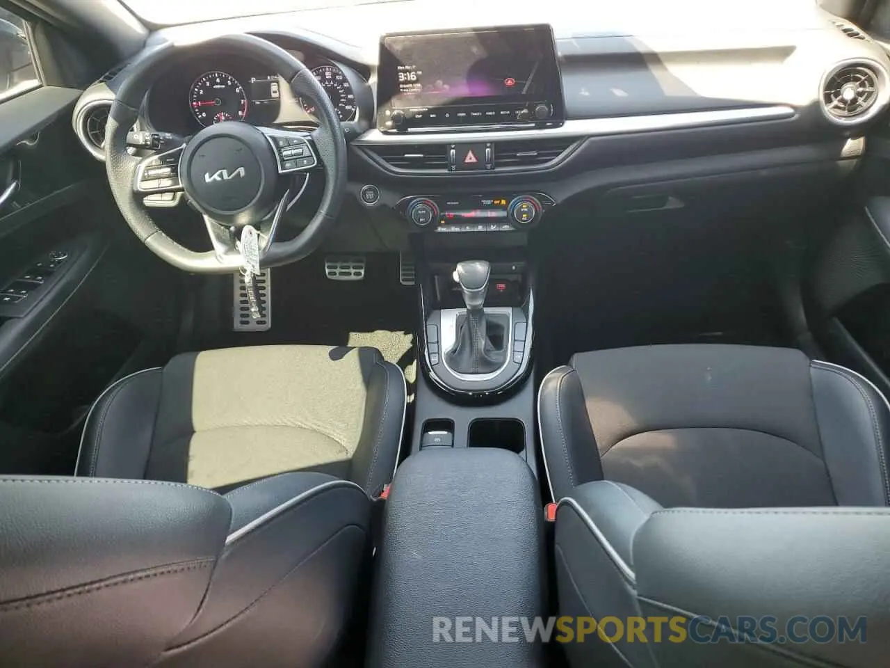 8 Фотография поврежденного автомобиля 3KPF54ADXPE628489 KIA FORTE 2023