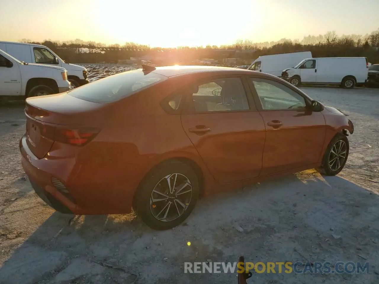 3 Photograph of a damaged car 3KPF24AD0RE710274 KIA FORTE 2024