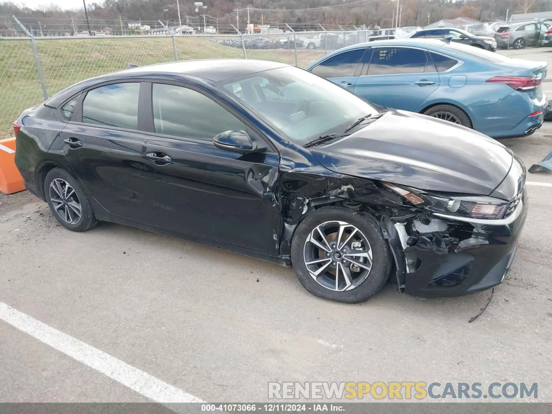 1 Photograph of a damaged car 3KPF24AD0RE714776 KIA FORTE 2024