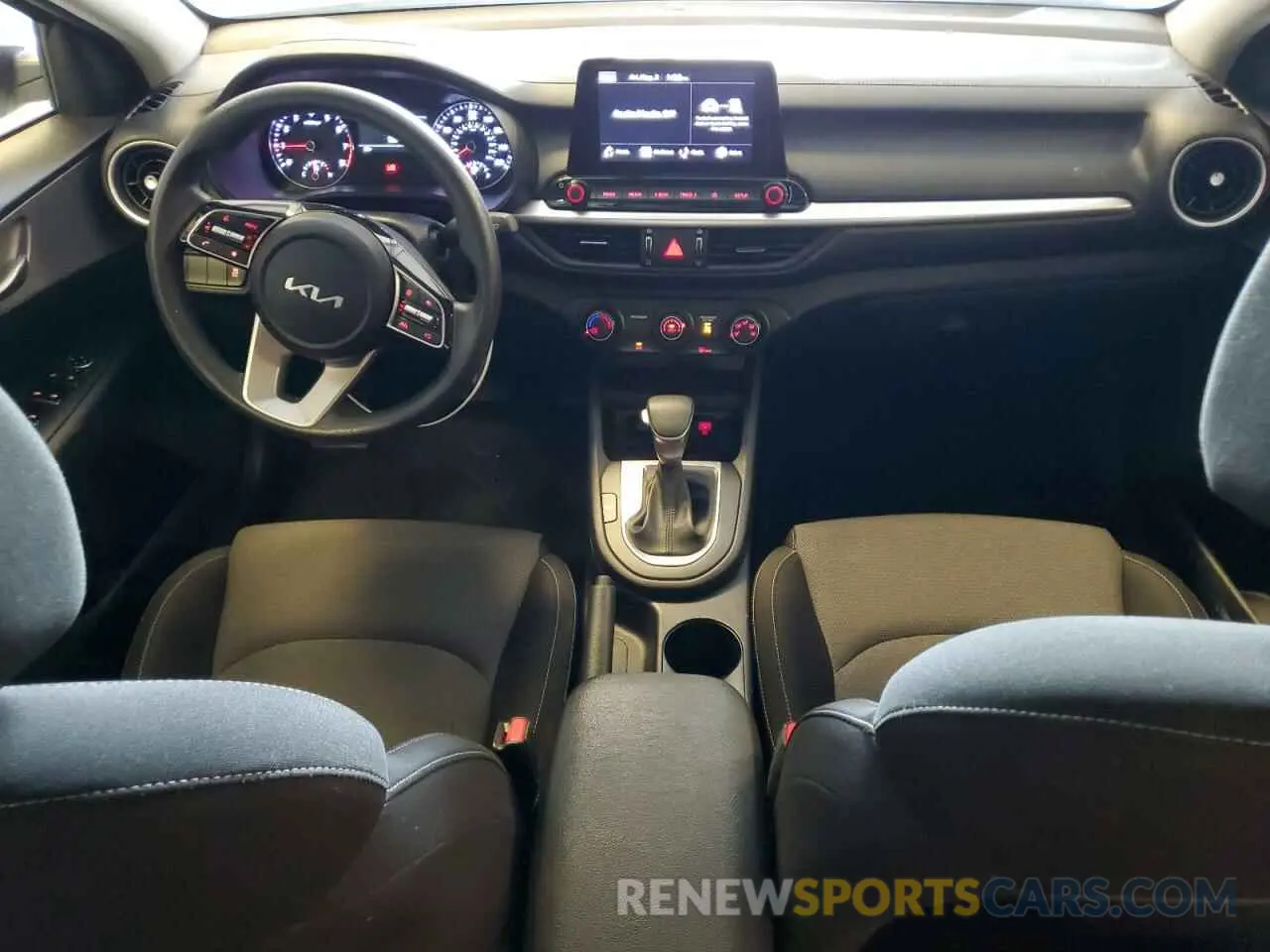 8 Фотография поврежденного автомобиля 3KPF24AD0RE733733 KIA FORTE 2024