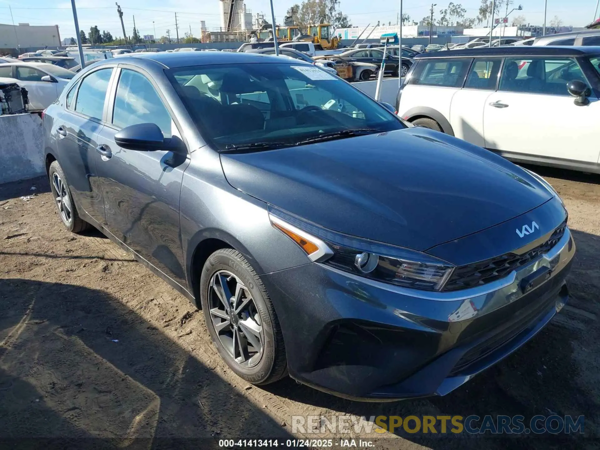 1 Photograph of a damaged car 3KPF24AD0RE769440 KIA FORTE 2024