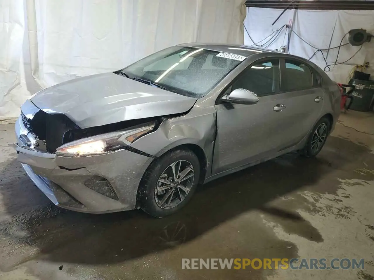 1 Photograph of a damaged car 3KPF24AD0RE779059 KIA FORTE 2024