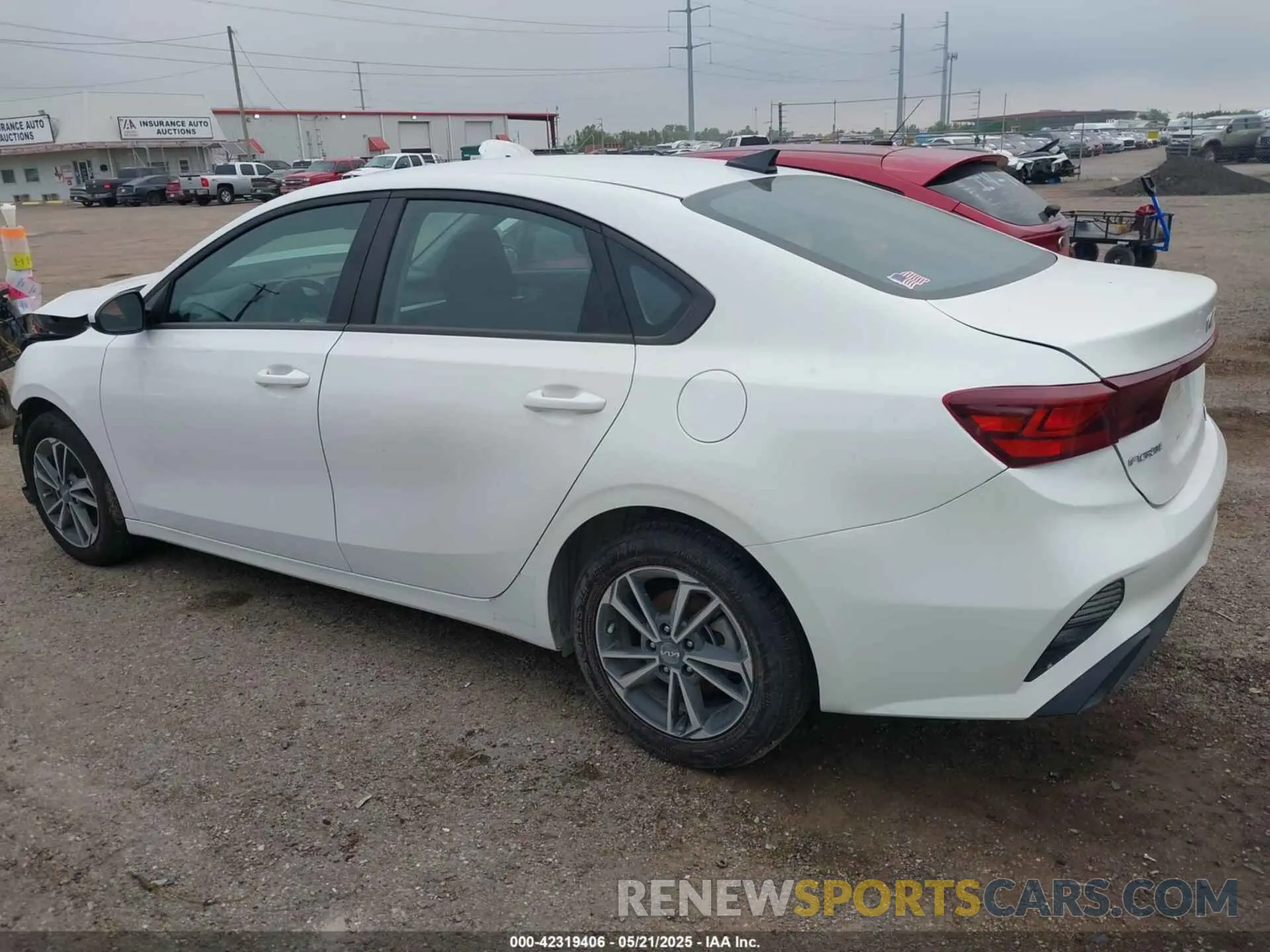 15 Photograph of a damaged car 3KPF24AD0RE782883 KIA FORTE 2024