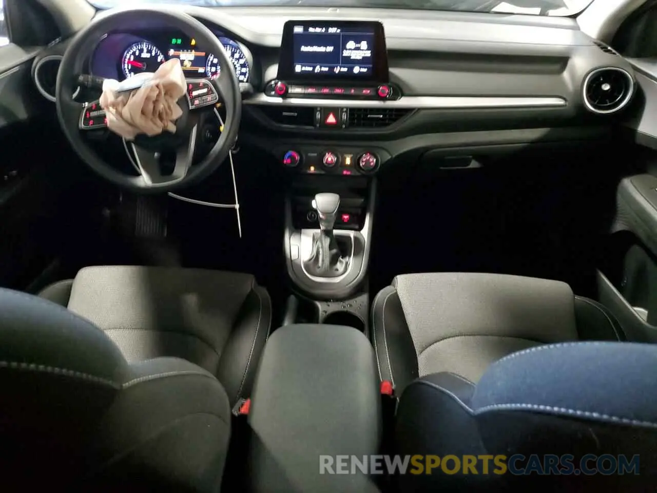 8 Фотография поврежденного автомобиля 3KPF24AD0RE806745 KIA FORTE 2024
