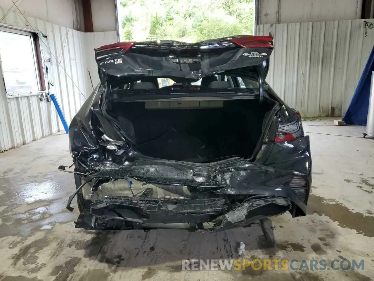 6 Photograph of a damaged car 3KPF24AD0RE812495 KIA FORTE 2024