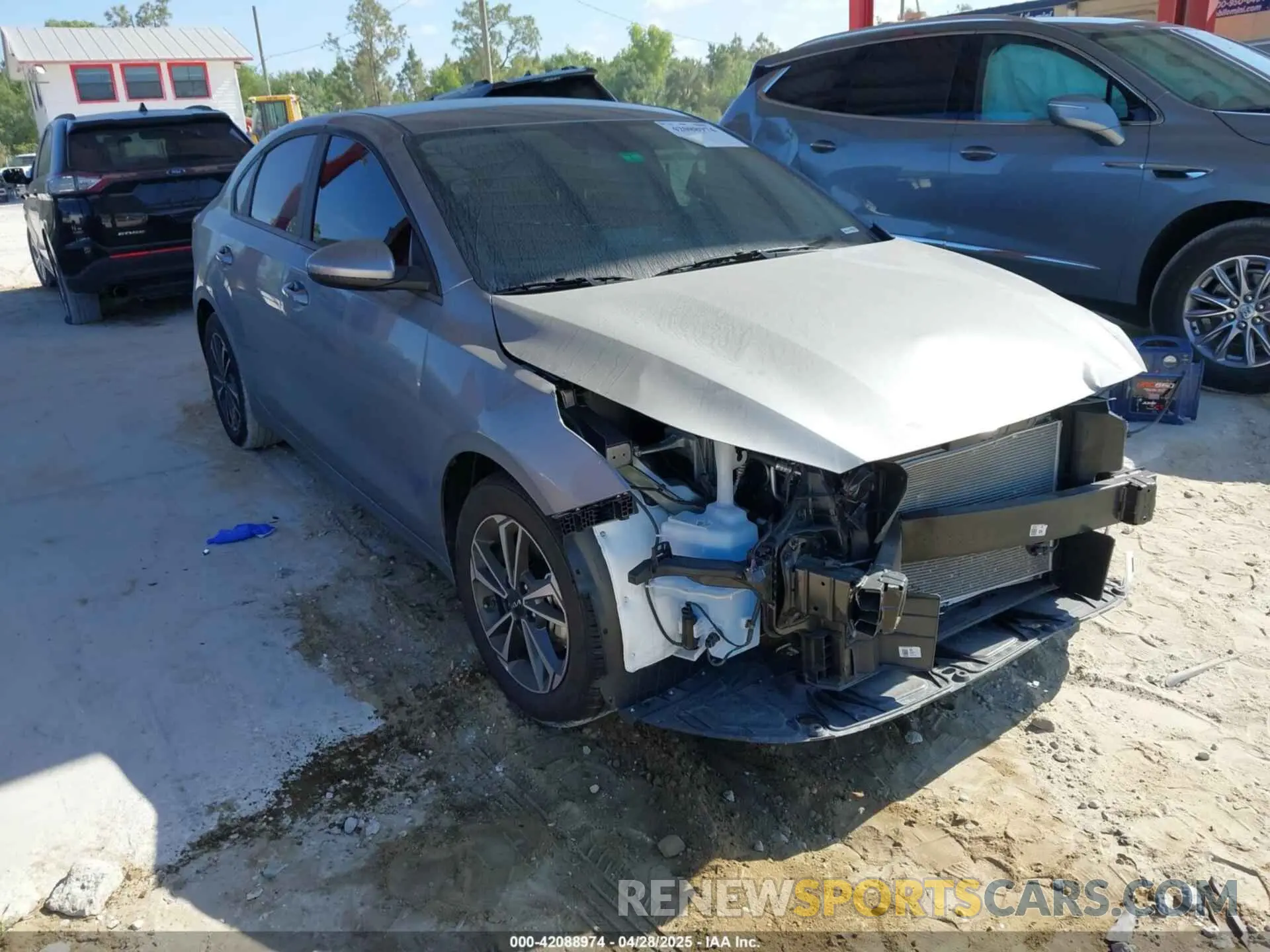 1 Фотография поврежденного автомобиля 3KPF24AD0RE813081 KIA FORTE 2024