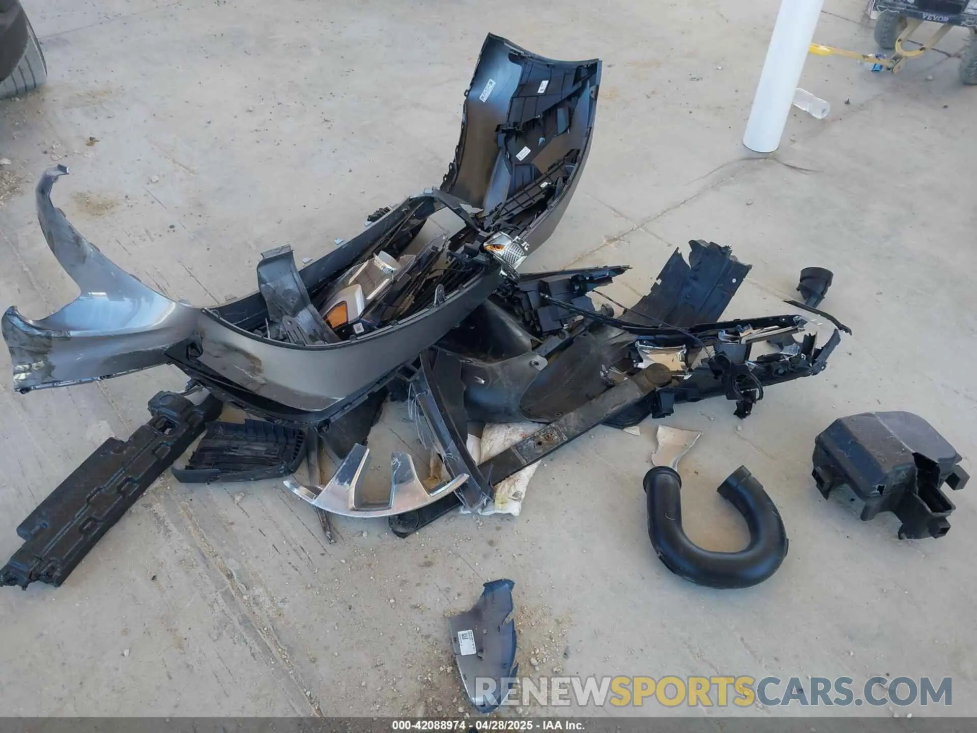 12 Фотография поврежденного автомобиля 3KPF24AD0RE813081 KIA FORTE 2024