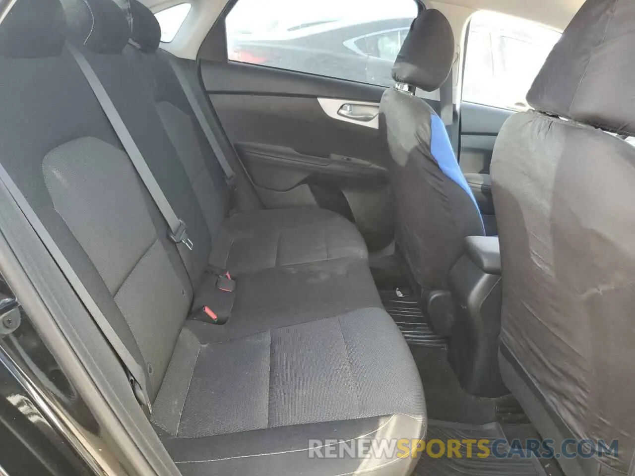 10 Фотография поврежденного автомобиля 3KPF24AD0RE815087 KIA FORTE 2024