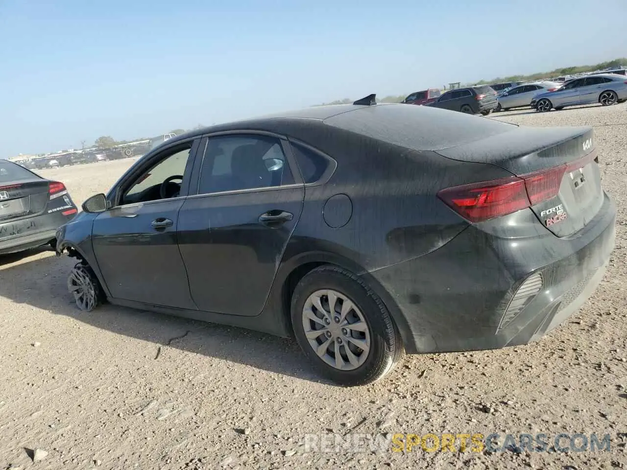 2 Фотография поврежденного автомобиля 3KPF24AD0RE815087 KIA FORTE 2024